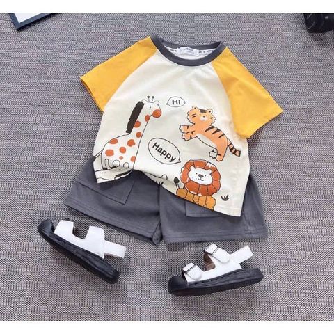 Set bộ áo thun hổ hươu cao cổ tay pha kèm quần short kaki cho bé trai dễ thương đáng yêu mùa hè