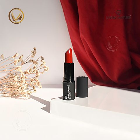 Son môi màu đỏ thuần 100% tự nhiên Living Nature Lipstick Glamorous 16 (3.9g)