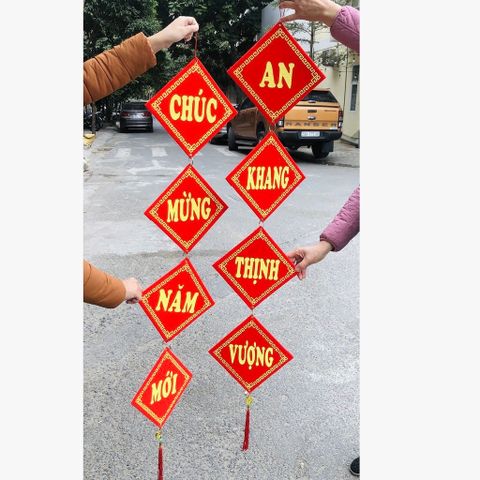 Bộ 2 dây khánh nhung đỏ treo tết size to (TH143)