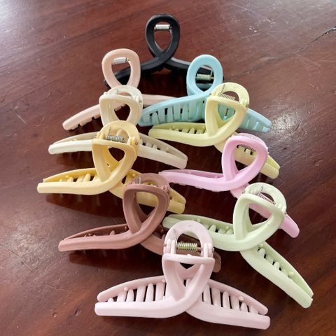 Kẹp Tóc Càng Cua Pastel Basic – Kẹp Tóc Nhựa Màu Nhẹ Nhàng Hàn Quốc