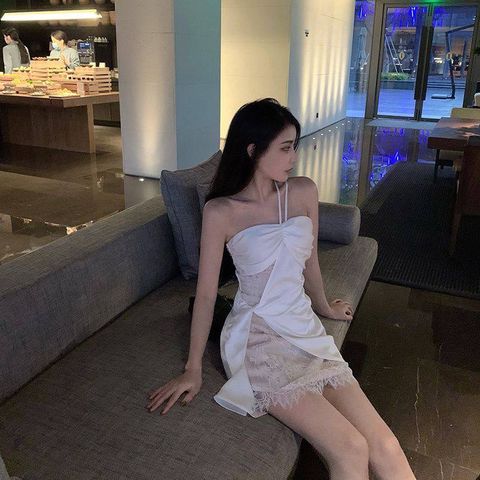 Váy ngủ cúp ngực xẻ tà phối ren trắng sexy nóng bỏng cho nữ kèm đồ lót mã 1199