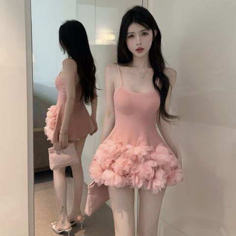 Váy hai dây đính hoa sexy quyến rũ điệu đà xinh xắn mùa hè thời trang nữ hottrend