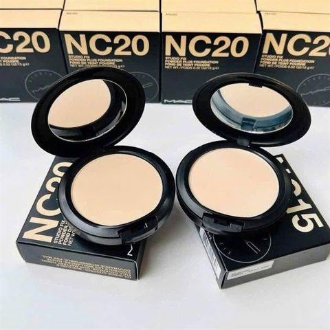 Phấn phủ MAC Studio Fix Powder Plus Foundation #NC15 che phủ mịn lì 12g