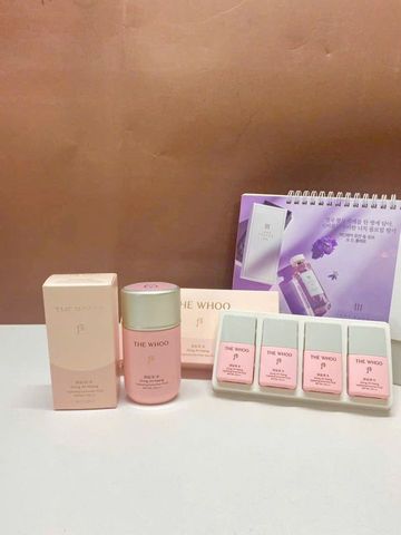 Bộ Kem Chống Nắng Whoo Hồng Gongjinhyang Soo Vital Hydrating SPF50+ PA+++ 60ml tặng 4 tuýp mini 13ml 730895