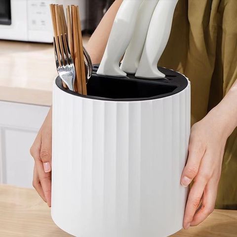 Hộp đựng đũa, dụng cụ nhà bếp xoay 360 độ Size to (Màu ngẫu nhiên) (TH198)
