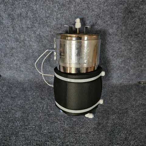 Bầu nóng 2L máy lọc nước nóng lạnh gia đình