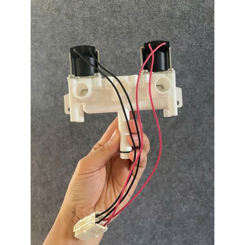 Van điện từ 3 cửa dùng cho máy lọc nước Toshiba