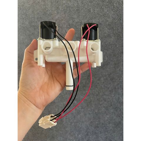 Van điện từ 3 cửa dùng cho máy lọc nước Toshiba