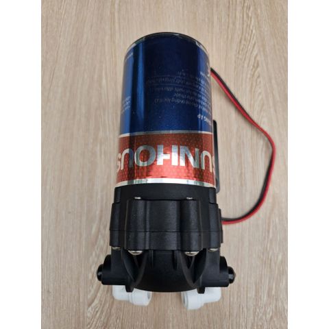Bơm tăng áp Sunhouse gắn cho máy lọc nước Ro hoặc phun sương.
