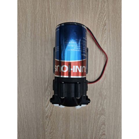Bơm tăng áp Sunhouse gắn cho máy lọc nước Ro hoặc phun sương.