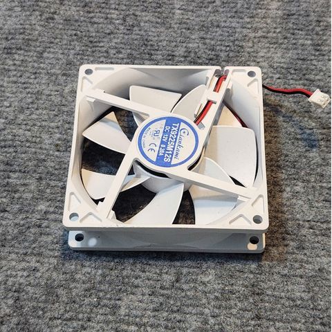 Quạt tản nhiệt DC12V dành cho bầu lạnh máy lọc nước (9x9x2.5cm) 0.2A.