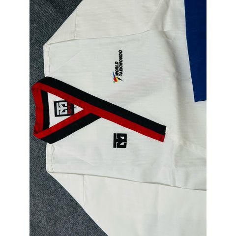 VÕ PHỤC QUYỀN MOOTO CỔ ĐỎ ĐEN - POOMSAE