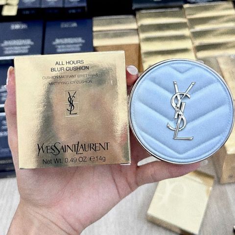 Cushion YSL BLUR VỎ XANH PASTEL Mattifying Icy Cushion 14g