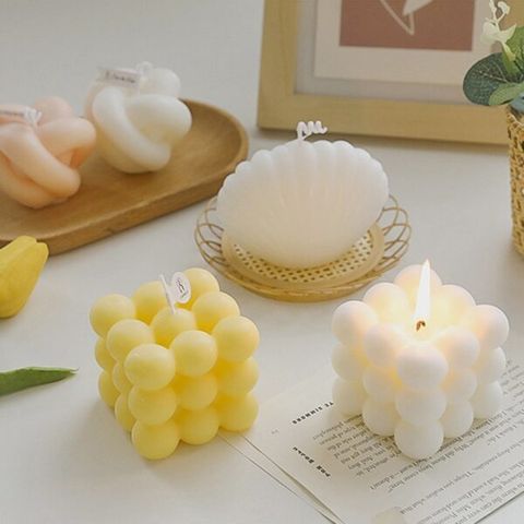 Nến Thơm 3 tầng Để Bàn Trang Trí Phòng Ngủ Hình Khối Lập Phương (Màu ngẫu nhiên) (TH268)