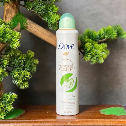 Xịt khử mùi Dove Advanced Care Go Fresh hương Dưa leo và Trà xanh hàng Úc