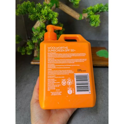 Kem Chống Nắng Phổ Rộng Bảo Vệ Da Của Úc Woolworths Sunscreen SPF 50+ Everyday Lotion 1 lít