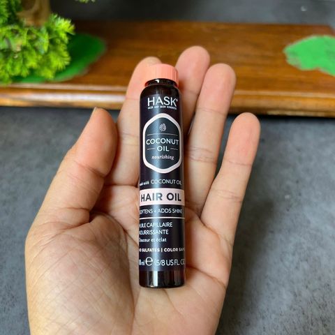 Hask Coconut Oil Nourishing Shine Oil 18ml.