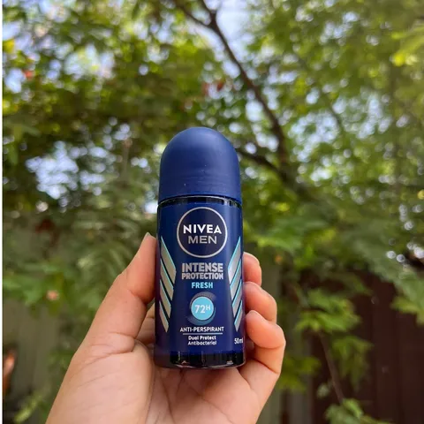 Lăn khử mùi Nivea Men Intense Protection Fresh 72h hàng Úc