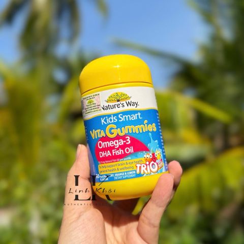 Kẹo dẻo bổ sung DHA cho bé - Nature's Way Kids Smart Vita Gummies Omega-3 DHA Fish Oil Trio 60 viên.