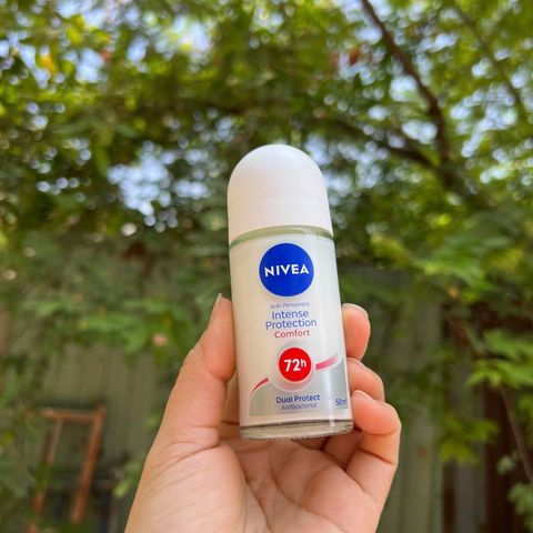 Lăn khử mùi NIVEA Intense Protection Comfort 72h Dual Protect Antibacterial 50ml hàng Úc