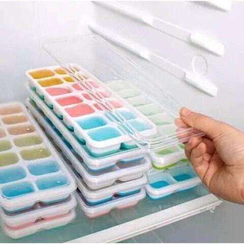 Khay đá có nắp hàng nhựa Việt Nhật (Màu ngẫu nhiên) (TH286)