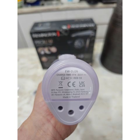 Máy tăm nước Panasonic Series 300 EW-DJ26-V303 200ml ( model 2024)