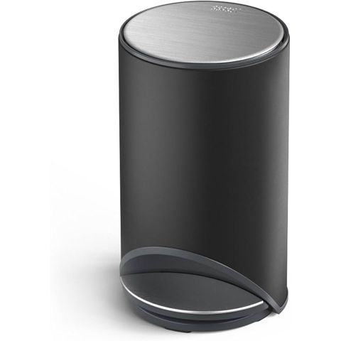 Thùng rác đạp chân Joseph Joseph Arc™ 10L Easy-push Pedal Bin 30151 màu đen mờ 733724