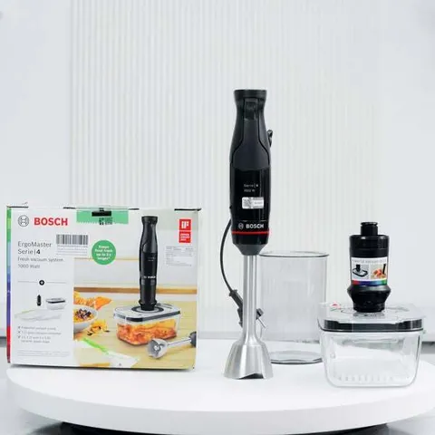 MÁY XAY CẦM TAY BOSCH MSM4B6V2 ĐEN - KÈM HÚT CHÂN KHÔNG