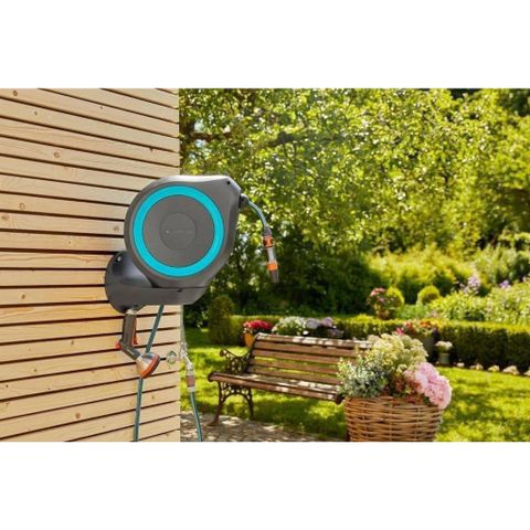 Bộ dây rút tự động 20 mét Gardena 18610-20