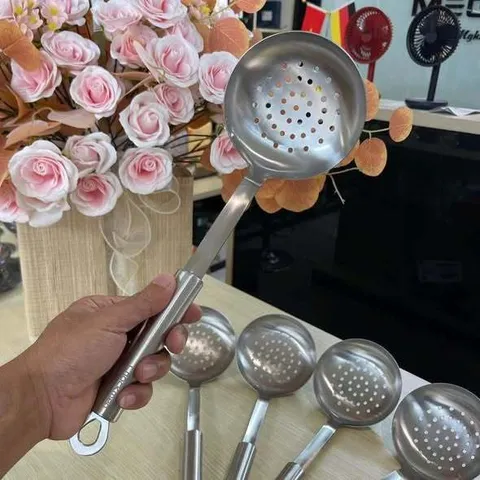 MUÔI THỦNG, VỚT LẨU INOX CHOCKMEN SIZE 12CM 735311