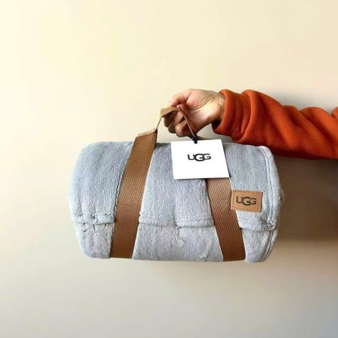 CHĂN LÔNG THỎ ÚC UGG SIZE LỚN 234x249cm - 2,2kg 735351