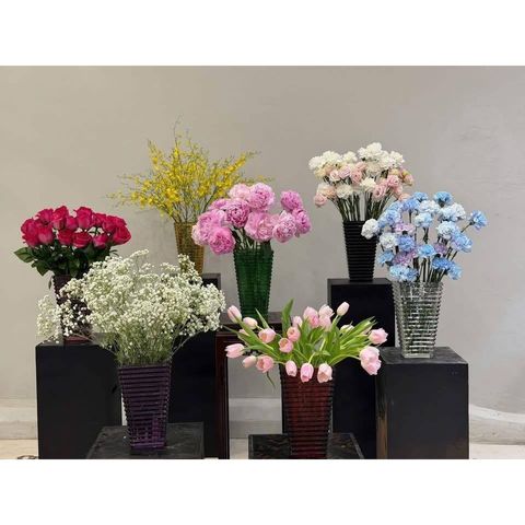 Lọ hoa tháp kim cương Irris 28cm 735363