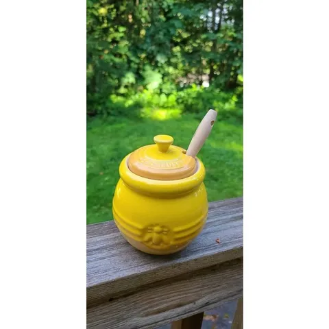 Hũ đựng mật ong LE CREUSET