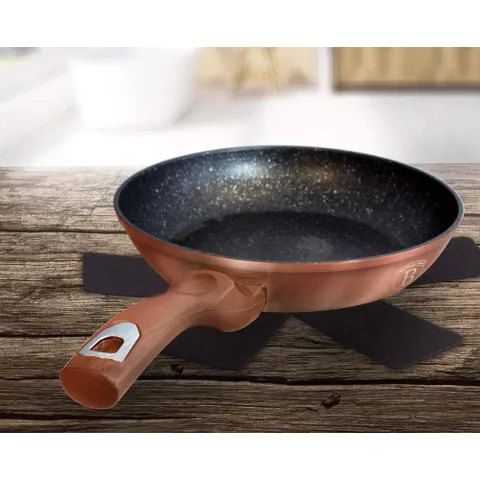Chảo Berlinger Haus BH/1518N 28cm 2 tay cầm - màu rose gold