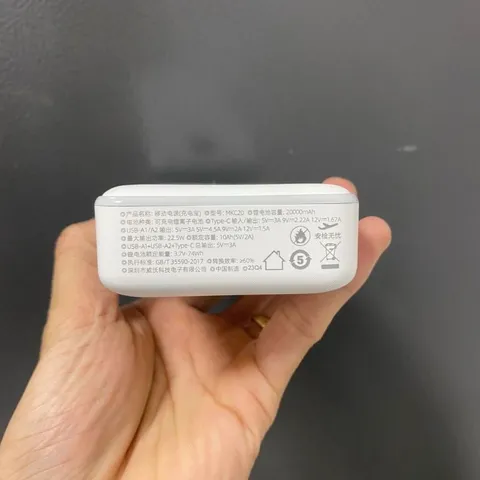 Pin Sạc Dự Phòng 20.000mAh Sạc Nhanh 22.5W Max2 MKC20, Màn Hình LED Hiển Thị