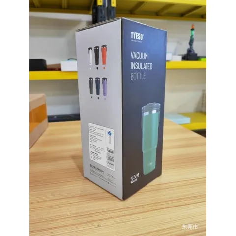 Ly Giữ Nhiệt TYESO Chính Hãng 900ml inox 304 Cao Cấp - Tặng Kèm Bộ Vệ Sinh Bình Và Sticker Trang Trí