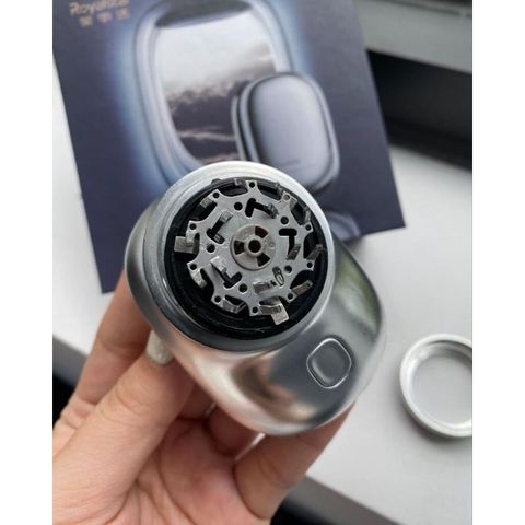 Máy Cạo Râu Mini Royalstar - RC111 - Lưỡi Cạo 3D Tự Mài, Kháng Nước IPX7, Cạo Êm, Sạc Type C