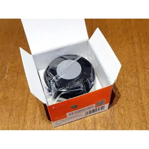 Loa Bluetooth TAOTRONICS TT-SK03, Kháng Tia Nước, Có Thể Gắn Tường, Mic Hỗ Trợ Đàm Thoại Rãnh Tay