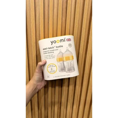 Hộp 2 Bình Sữa Yoomi Easi-Latch™ 240ml (Anh Quốc) - Chống Đầy Hơi, Không Chứa BPA, PVC & Phthalate