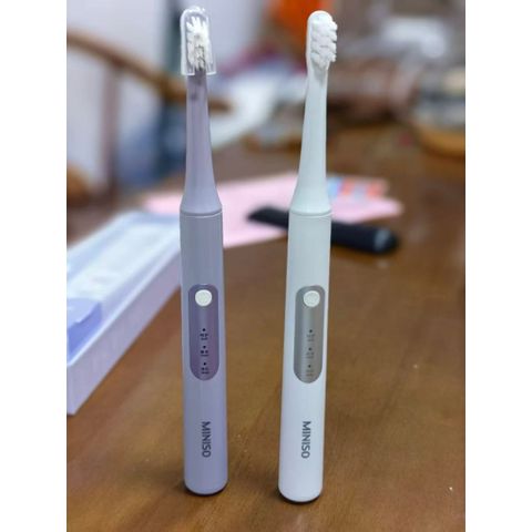 Bàn Chải Điện MINISO Rung Sóng Âm Lông Mềm Làm Sạch Sâu Chống Nước IPX7, 3 Chế Độ, Pin Sử Dụng Lâu