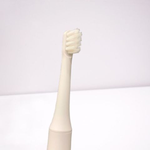 Bàn Chải Điện MINISO Rung Sóng Âm Lông Mềm Làm Sạch Sâu Chống Nước IPX7, 3 Chế Độ, Pin Sử Dụng Lâu