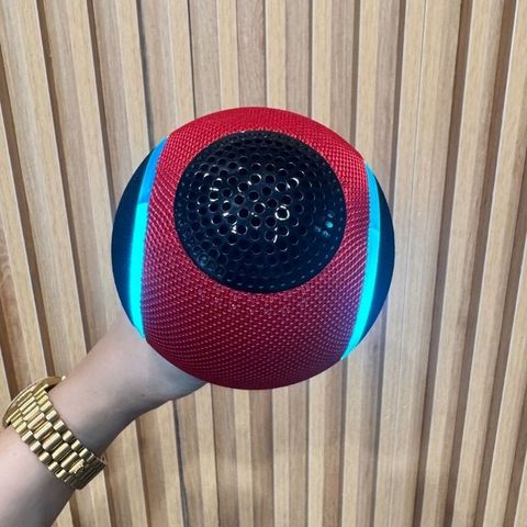 Micro Karaoke Kèm Loa Di Động Shinco D32 - Hiệu ứng đèn Led RGB, Cổng Type C, Aux 3.5mm, Thẻ Nhớ