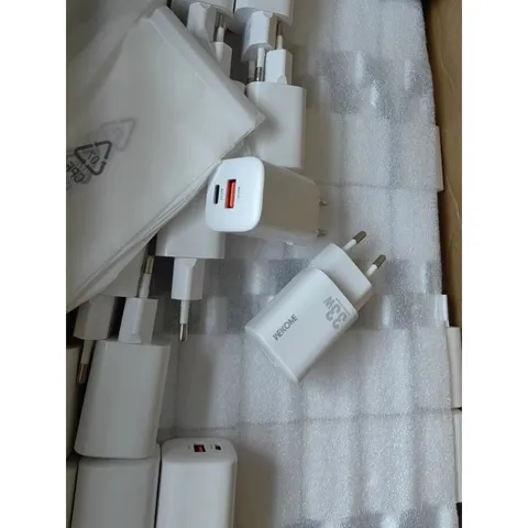 Củ Sạc Nhanh 33W Wekome WP-U140 Công Nghệ Gan, 2 Cổng Sạc Type C + USB Hỗ Trợ Sạc Nhanh PD/QC/PPS
