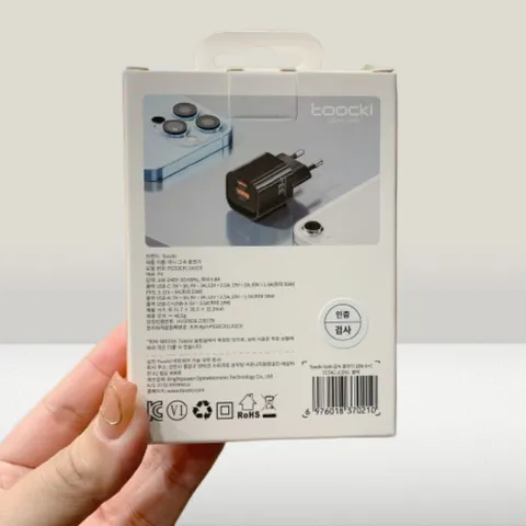 Củ Sạc Nhanh Toocki 33W Công Nghệ GaN 2 Cổng USB-A + Type C Hỗ Trợ PD, PPS, QC