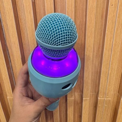 Micro Karaoke Kèm Loa Di Động Shinco D99 - Hiệu ứng đèn Led RGB, Cổng Type C, Aux 3.5mm, Thẻ Nhớ