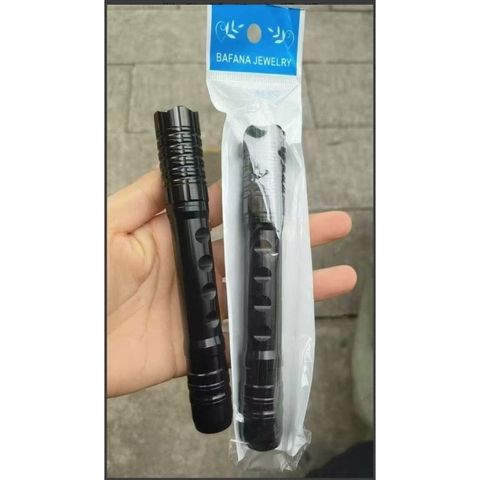 Đèn Pin Led Mini Cầm Tay Hợp Kim Nhôm Chắc Chắn, Bền Bỉ, Chống Va Đập