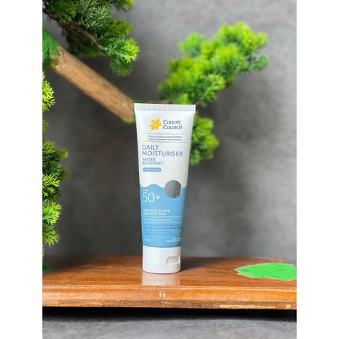 Kem chống nắng dưỡng ẩm Cancer Council SPF 50+ Face & Body Moisturiser Water Resistant 150ml