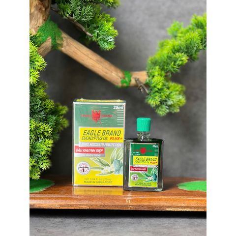 Dầu Khuynh Diệp Đuổi Muỗi Cho Bé Eagle Brand Eucalyptus Oil Plus+ 25ml