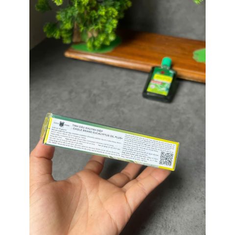 Dầu Khuynh Diệp Đuổi Muỗi Cho Bé Eagle Brand Eucalyptus Oil Plus+ 25ml