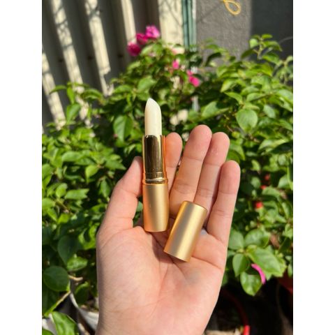 Hộp quà tặng gồm 1 xà bông dừa oải hương và 1 son dừa dưỡng môi Escoco